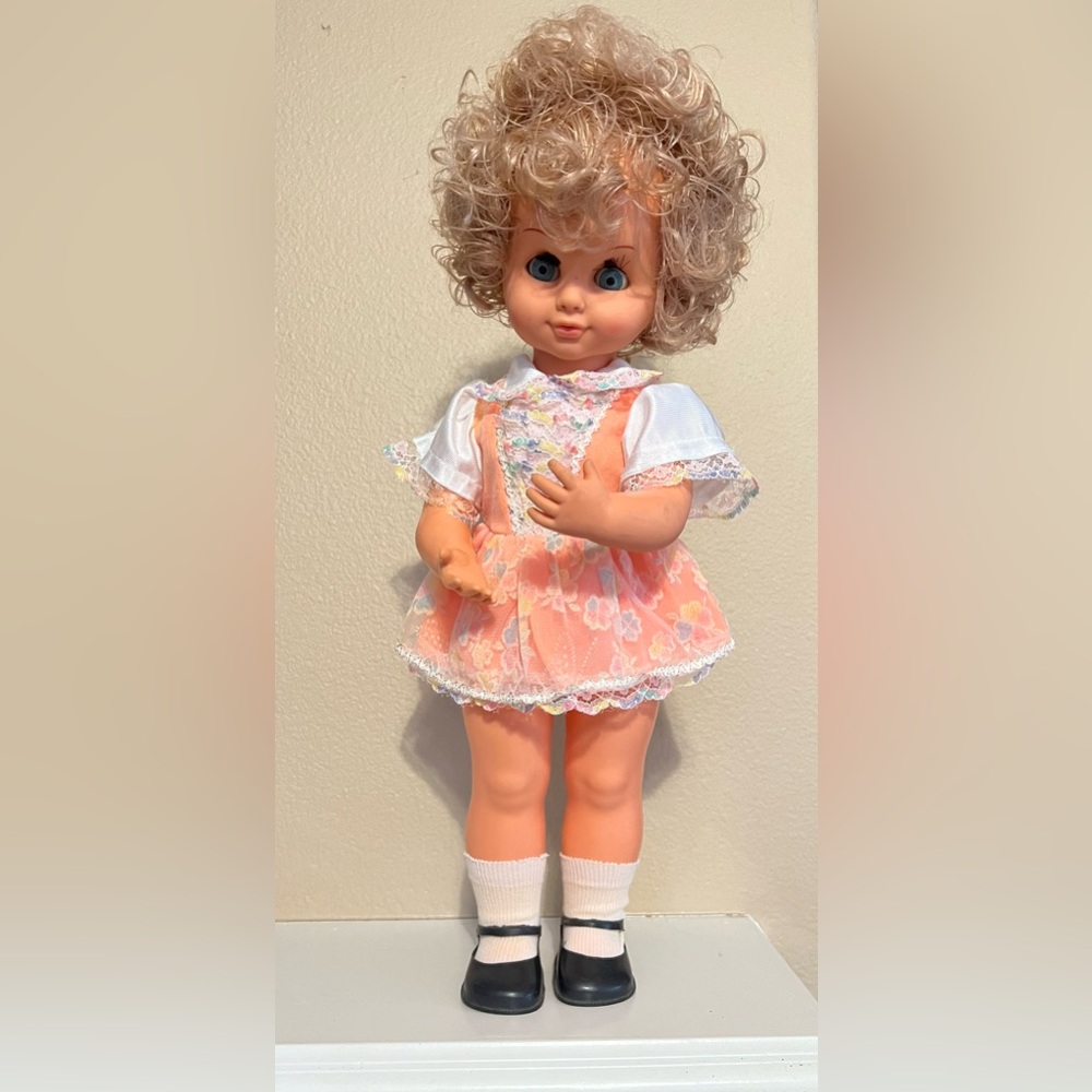 Vintage Musical Rocking Motion Plastic Doll - Picture 3 of 7